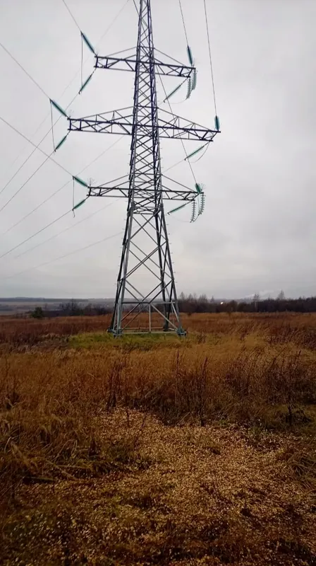 Опора ВЛ 110 кВ в поле